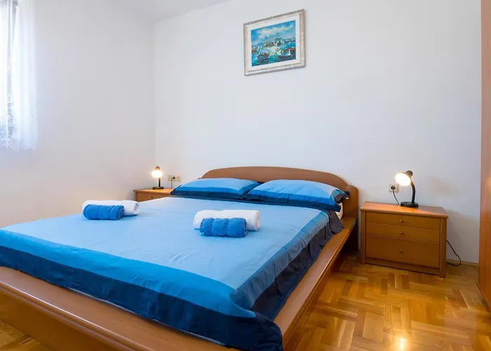 With Parking Space - Diklo, - 5887 * זאדאר