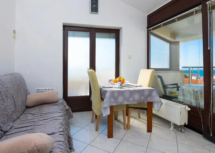 דירה With Parking Space - Diklo, - 5887