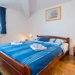 With Parking Space - Diklo, - 5887 Apartamento