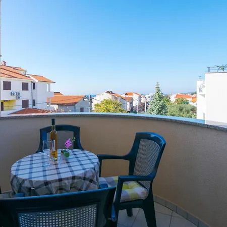 With Parking Space - Diklo, - 5887 Zadar