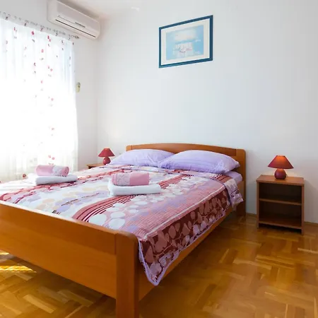 With Parking Space - Diklo, - 5887 Appartement Zadar