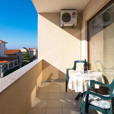 With Parking Space - Diklo, - 5887 Appartement *