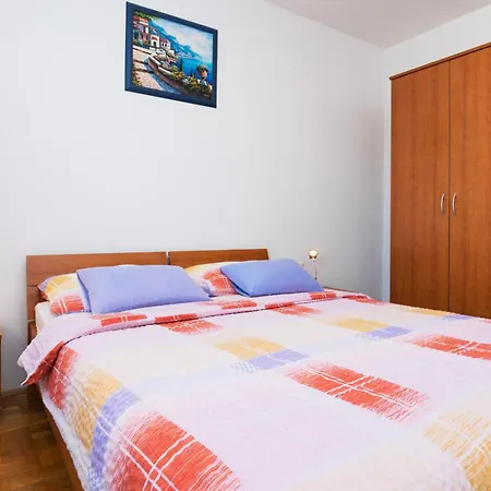 Appartement With Parking Space - Diklo, - 5887 *