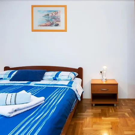 With Parking Space - Diklo, - 5887 Appartement Zadar