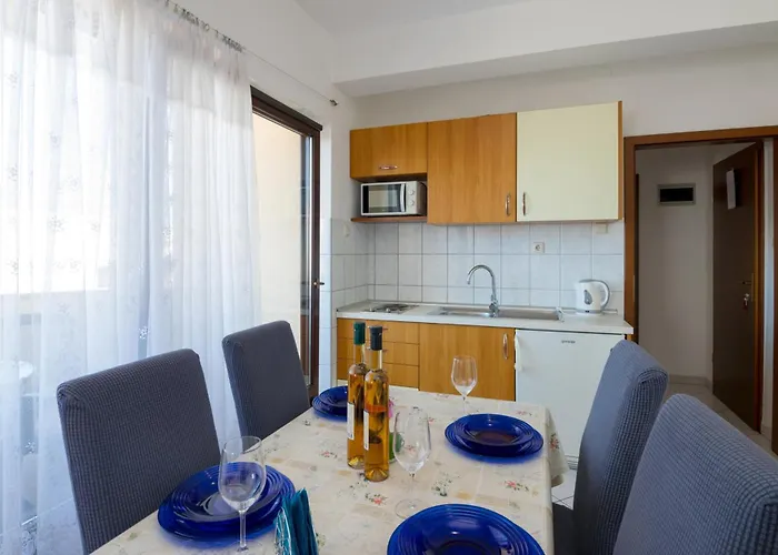 Apartman With Parking Space - Diklo, - 5887